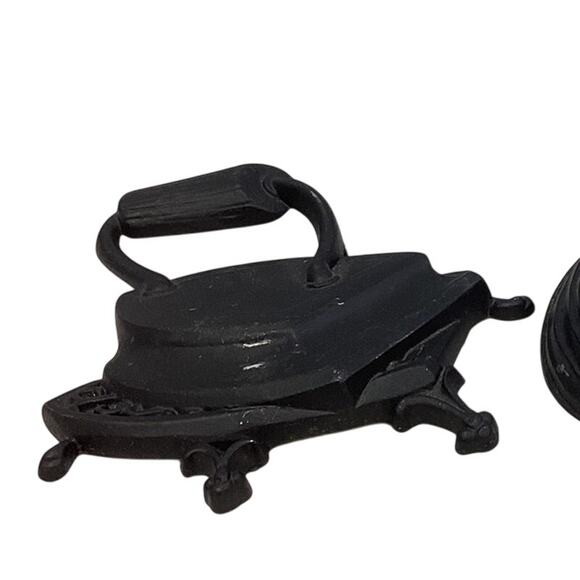 Vintage 1966 Sexton USA Set of 4 Black Painted Metal Bucket Kitchen Wall Art - Picture 2 of 5